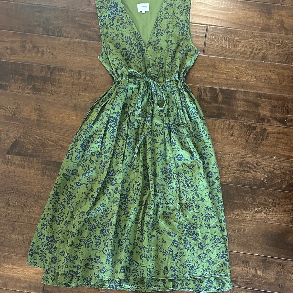 Green and blue v-neck midi dress with adjustable waist